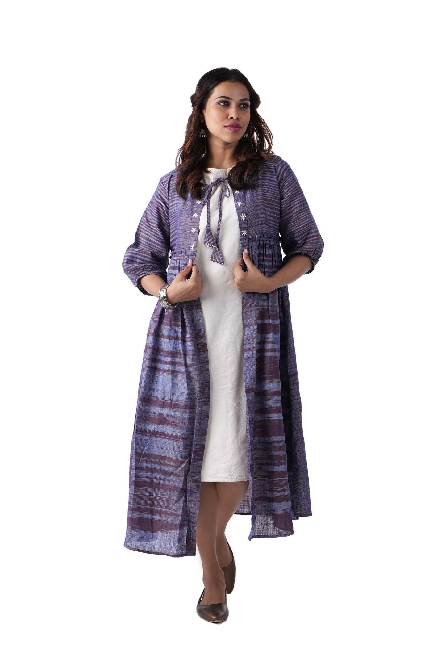 Blue Embroidery cape with tie