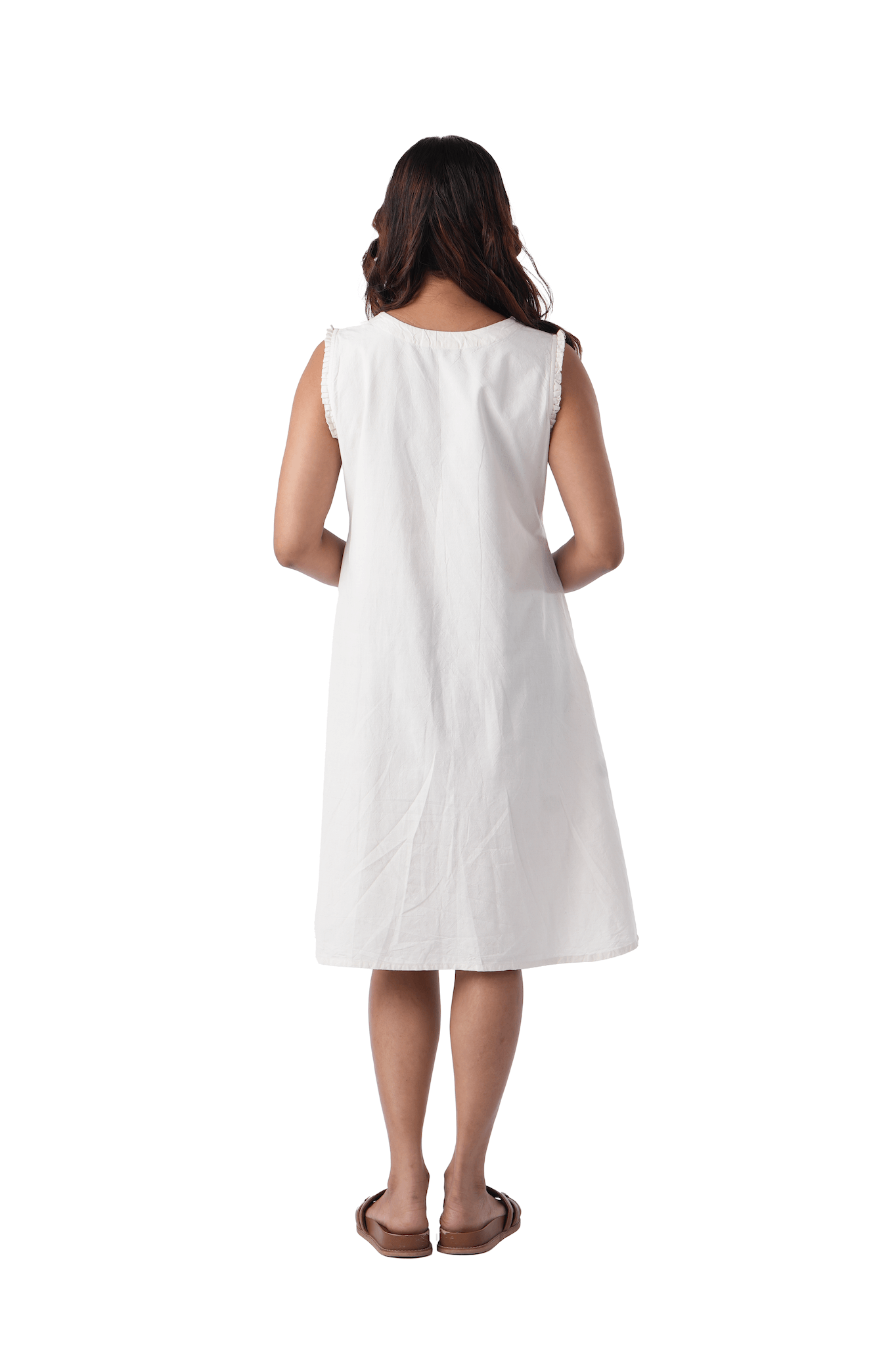 Sleeveless Pleated Dress with Floral Embroidery