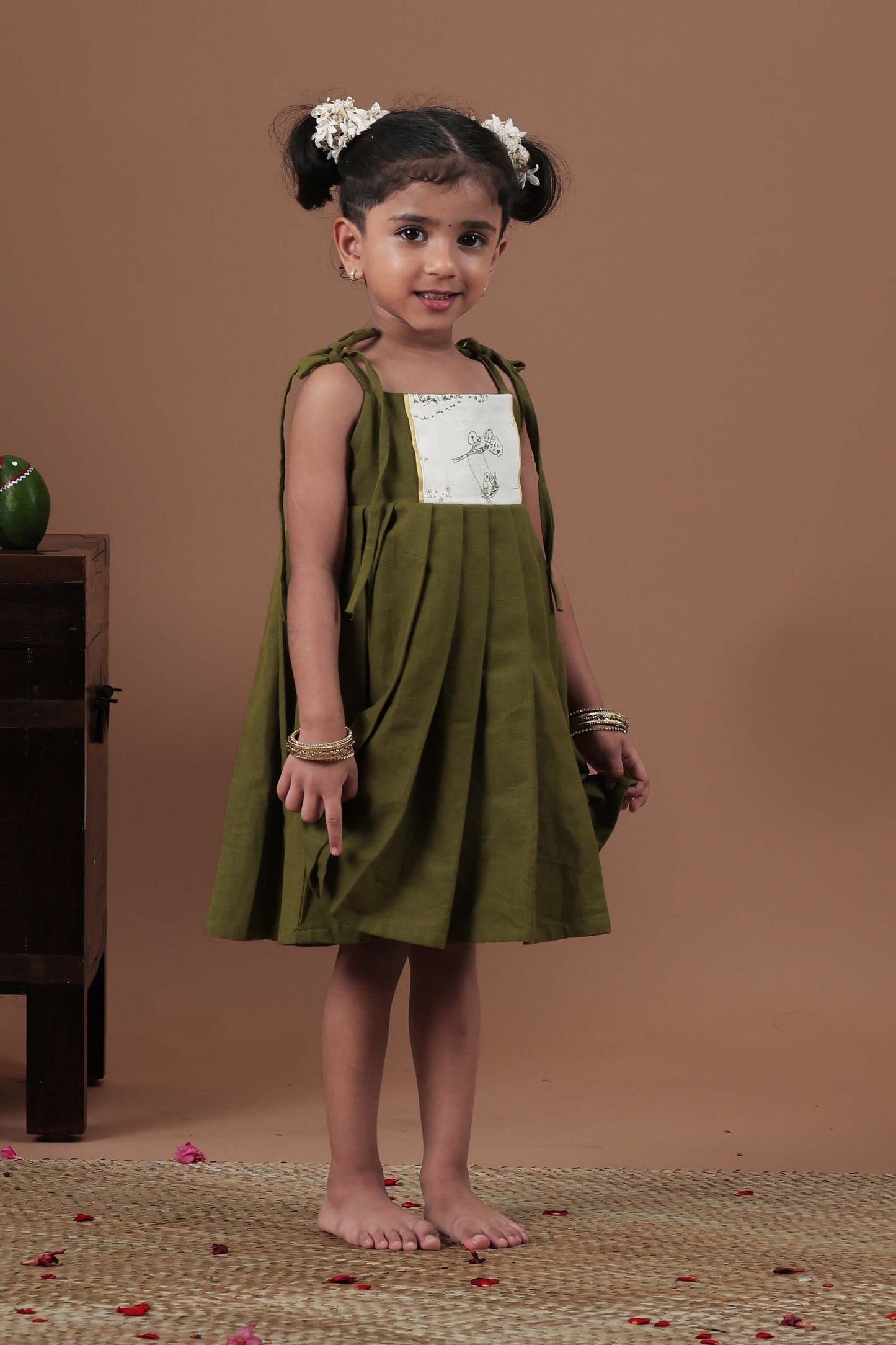 Contrast Yoke Design Dress