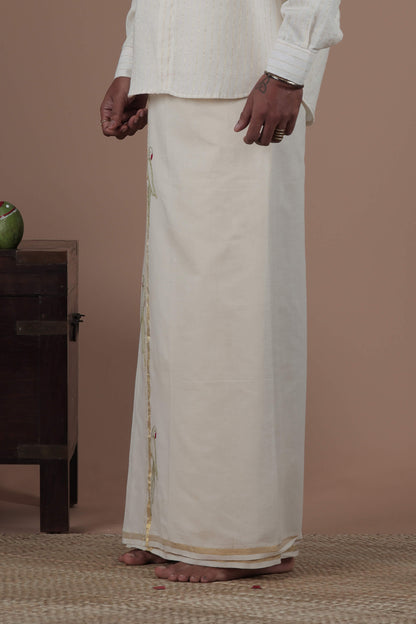 Parrot Motif Hand Embroidered Along Kasavu mundu