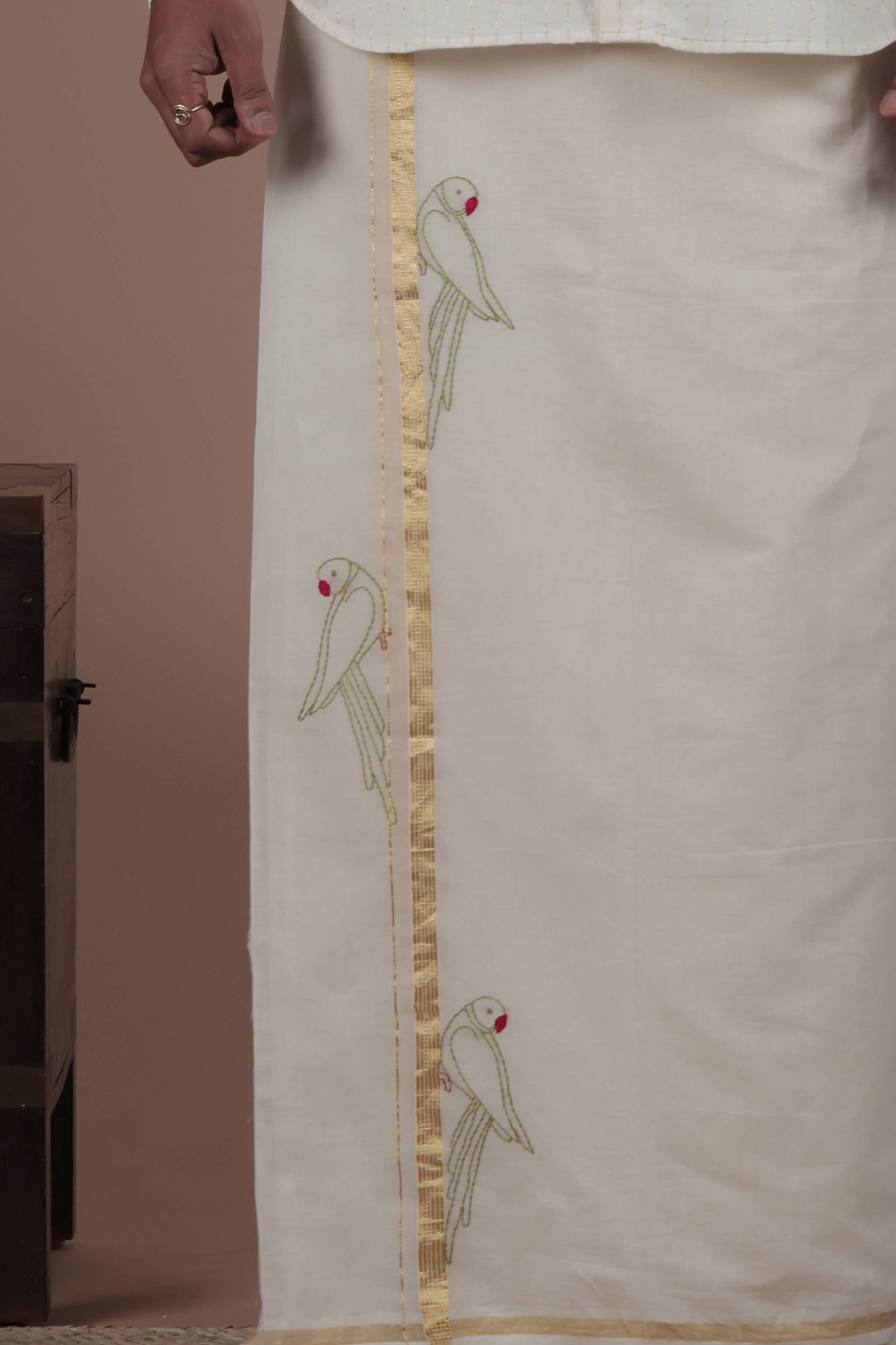 Parrot Motif Hand Embroidered Along Kasavu mundu
