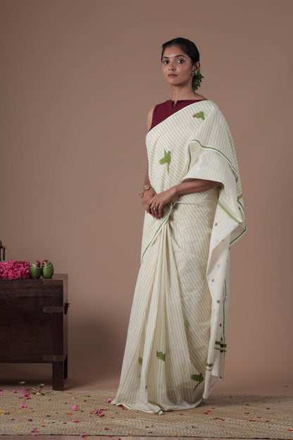 Thooval saree