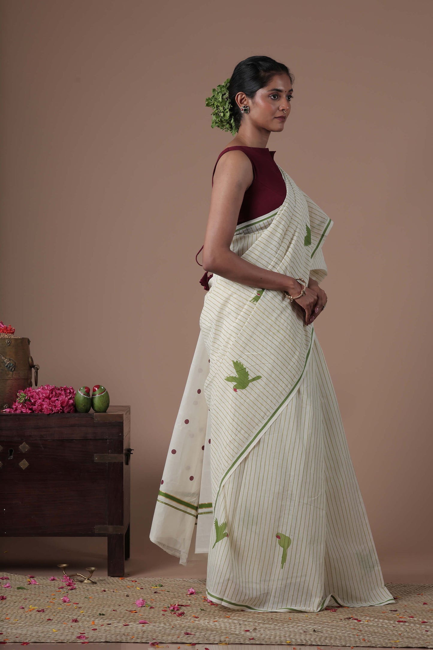 Thooval saree