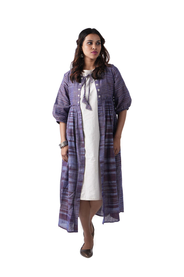 Blue Embroidery cape with tie