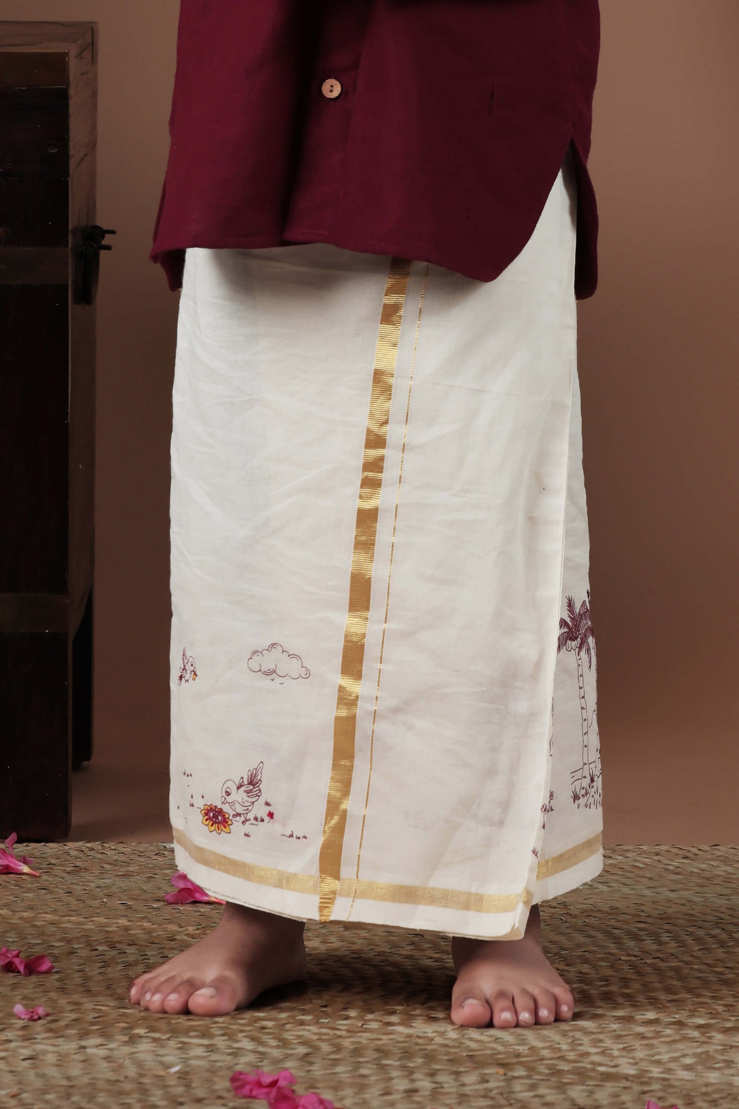 Kerala design Screen Printed & Hand Painted Mundu