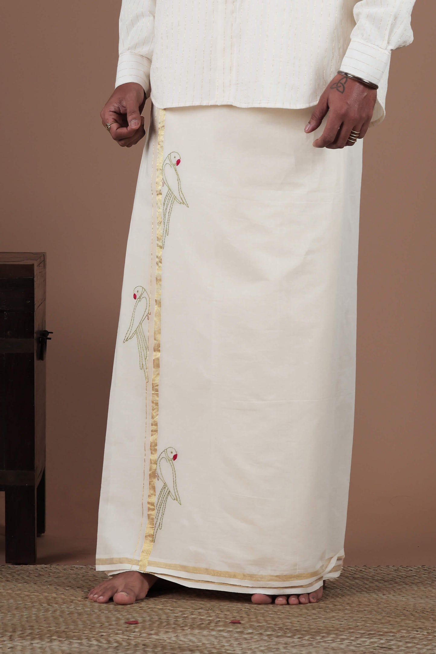 Parrot Motif Hand Embroidered Along Kasavu mundu